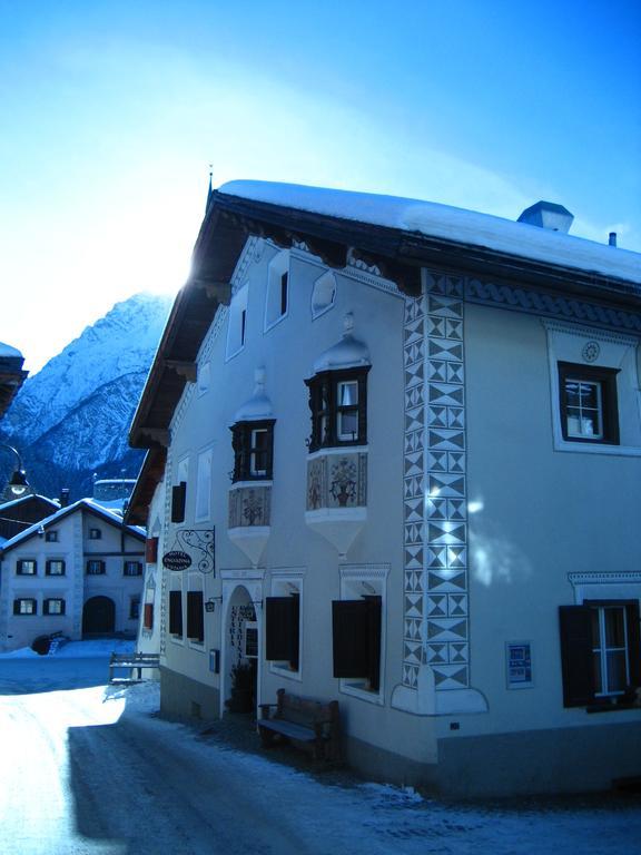 Hotel Engiadina Scuol Εξωτερικό φωτογραφία