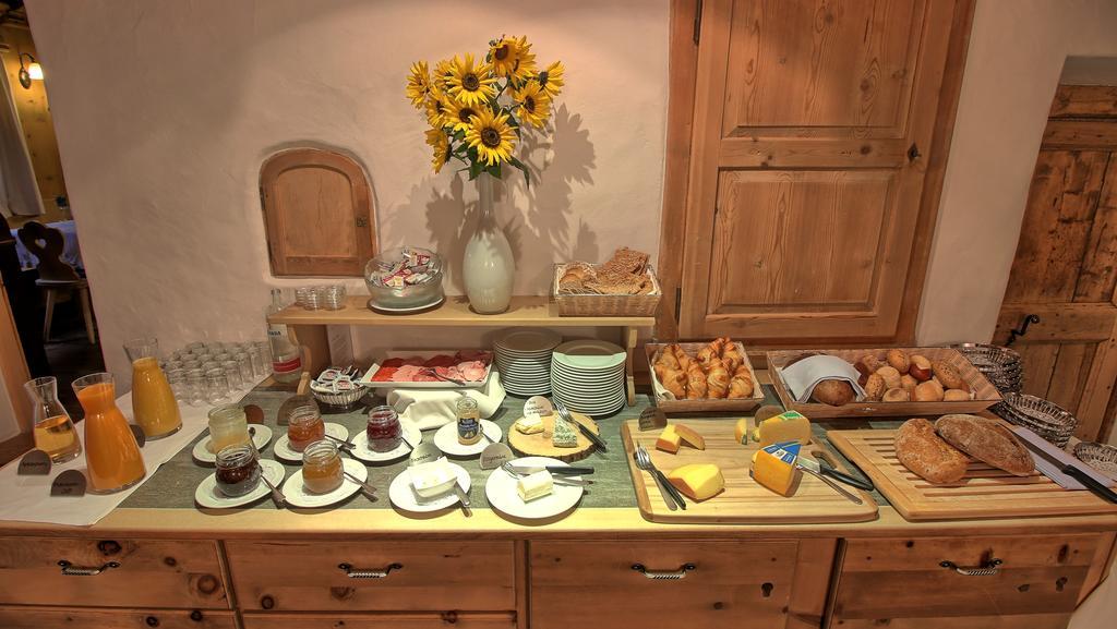 Hotel Engiadina Scuol Εξωτερικό φωτογραφία