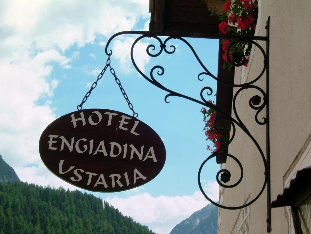 Hotel Engiadina Scuol Εξωτερικό φωτογραφία